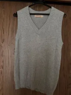 CAMPURE グレー Vネック ニット ベスト