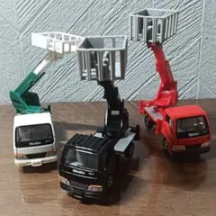 トミカ 高所作業車