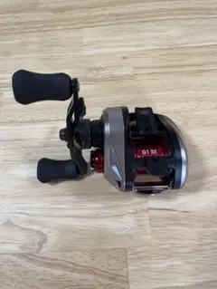DAIWA 18 SV LIGHT LTD ベイトリール 右ハンドルのサムネイル