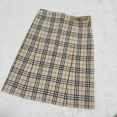 美品✨BURBERRY バーバリー ノバチェックスカート38ホースロゴ　ベルト