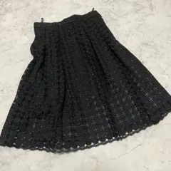 美品　TO BE CHIC スカート フレア レース編み ブラック　服 40 Lのサムネイル