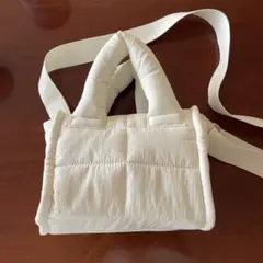 GU パフミニショルダーバッグ