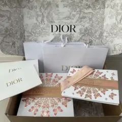 DIOR 2026母の日限定ラッピングボックス&ショッパー・カードセット
