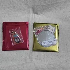 ちいかわ　もぐもぐ本舗　シーサー　ミラーシール　お守りチャーム