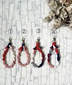 ハンドストラップ　マクラメハンドメイド