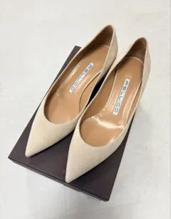 極美品　PELLICO ANIMA ライトベージュ　ミドルヒール パンプスのサムネイル