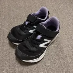 New Balance スニーカー ブラック パープル　21.5cm 570