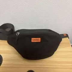 UNIVERSAL OVERALL ブラックボディバッグ