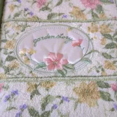 【新品未使用】大阪西川gardenstty 花柄バスタオル５７cm×１０８cm