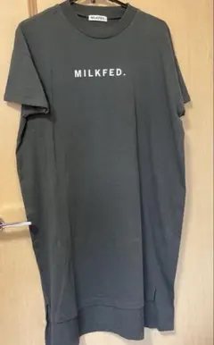 MILKFED. グレー　ワンピースのサムネイル