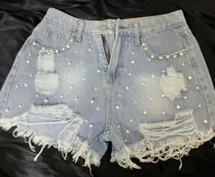 デニムショートパンツ パール装飾付き