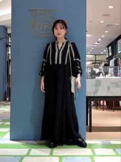 ヌキテパne Quittez pas 刺繍入り　長袖マキシワンピース　黒 ne Quittez pasの刺繍ワンピース【STANDARD BOOK 2022SS