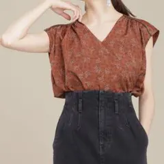 【新品未使用、試着のみ】 nano universe ナノユニバース　　ブラウス