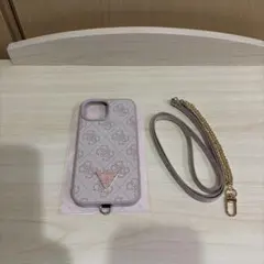 美品GUESS iPhone 15 ケースのサムネイル