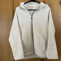ユニクロ フード付きフルジップパーカー ホワイトベージュ