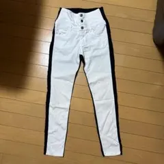 Item thumbnail for item 5f598919-8cec-4569-86d3-59e5aee35d94