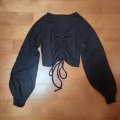 DAZY クロップドトップス ブラック