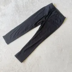 UNIQLOレディース黒スキニーパンツS美脚