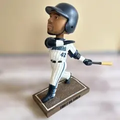 希少！ニューヨーク・ヤンキース・ジェイソン　ジアンビ25・ボビングヘッド MLB ニューヨークヤンキース J.ジアンビ ボブルヘッド 2002 - メルカリ
