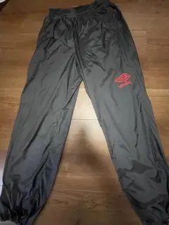 umbro ピステパンツ Lサイズ ブラック