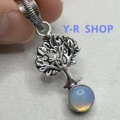 天然石★ムーンストーンのアンティーク調ペンダントトップ ★レディースネックレス