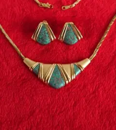 ヴィンテージ 70〜80s AVON セットジュエリー 古代モチーフ D79