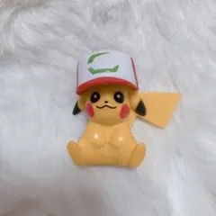 手乗りピカチュウ フィギュア 赤い帽子 約8cm - メルカリ