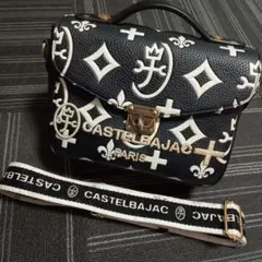 雄*二様 CASTELBAJAC ショルダーバッグ 黒白