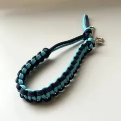 スマホストラップ　パラコード　①