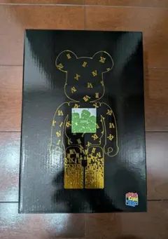 A0796S 新品 SHAREEF×BE@RBRICK 100%&400% - メルカリ
