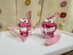 クレヨンしんちゃん　ワニヤマさん　プチっとすわりマス　フィギュア　2体