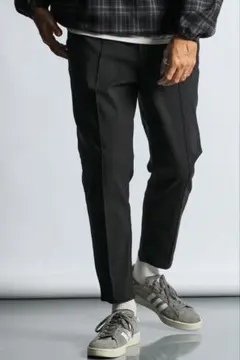 ザ・ダファー・オブ・セントジョージ　テーパードパンツ M　ブラックのサムネイル