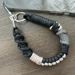 スマホストラップ　ハンドストラップ　パラコード　ハンドメイド