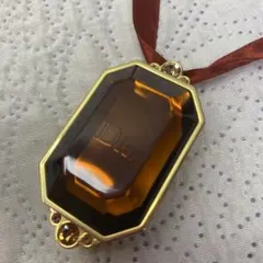 DIOR オクタゴナルペンダント アンバーカラー