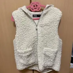 ZARA ザラ　ファーベスト　白