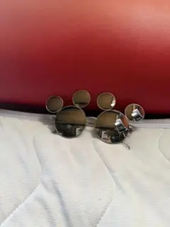 ミッキー型シルバーサングラス
