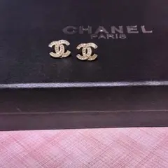 CHANEL【正規品】ゴールドピアス