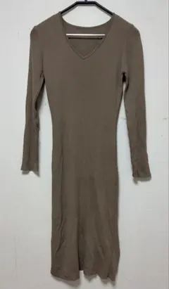 RESEXXY ブラウン Vネック リブ編み 長袖ワンピース