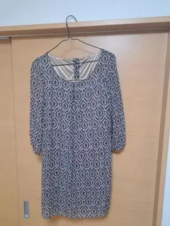 BEAMS　幾何学模様 七分袖ワンピース