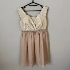 traumerei luxus kleid ベージュ　ノースリーブ　ワンピースのサムネイル