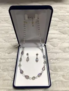 Item thumbnail for item e3db24cd-823b-45b7-9935-a1df90bd7962