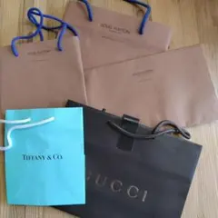 ブランド　紙袋　（ティファニー、グッチ、ルイヴィトン）