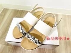 新品未使用★ Au BANNISTER フラットサンダル パイソン 22.5