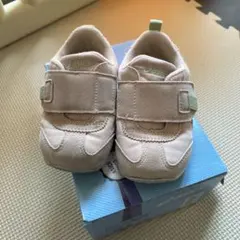 アシックス　ピンク　13.5cm