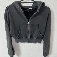 H&M DIVIDED ジップアップパーカー クロップド丈のサムネイル