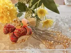 【新品】馬キーホルダー ストラップ チャーム開運午年♡今ならプレゼント付