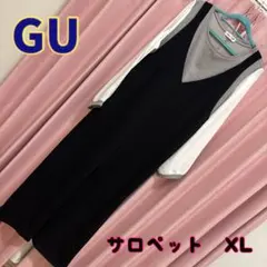 新品　GU 黒のサロペット　オールインワン