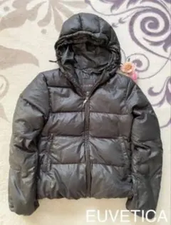 美品　DEUVETICAブラックダウンコートショート丈ダウン防寒冬アウター