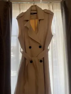 ZARA ベージュ トレンチコート ノースリーブ