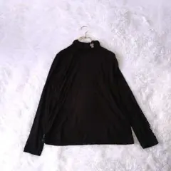 M-U SPORTS　 ゴルフ　長袖モックネック　黒　刺繍ロゴ　トップス 40